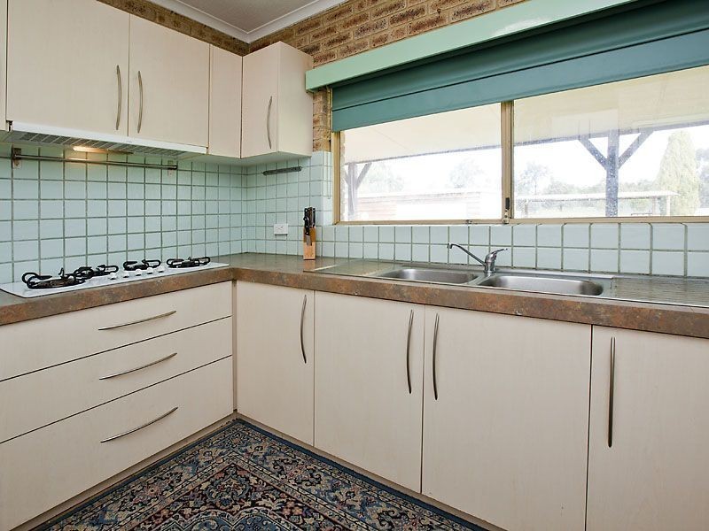 30 Shenton Road, Barragup WA 6209
