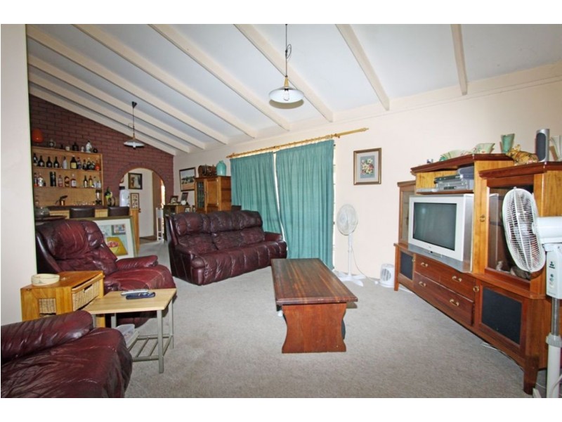 38 Shenton Road, Barragup WA 6209