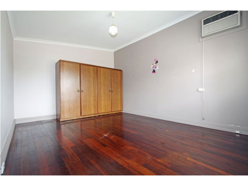 14 Dadger Street, Dudley Park WA 6210