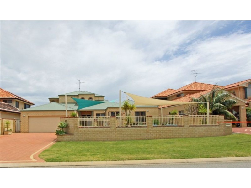 10 Ronsard Drive, San Remo WA 6210