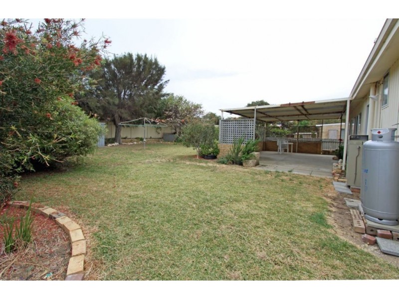 12 Sharland Street, Halls Head WA 6210