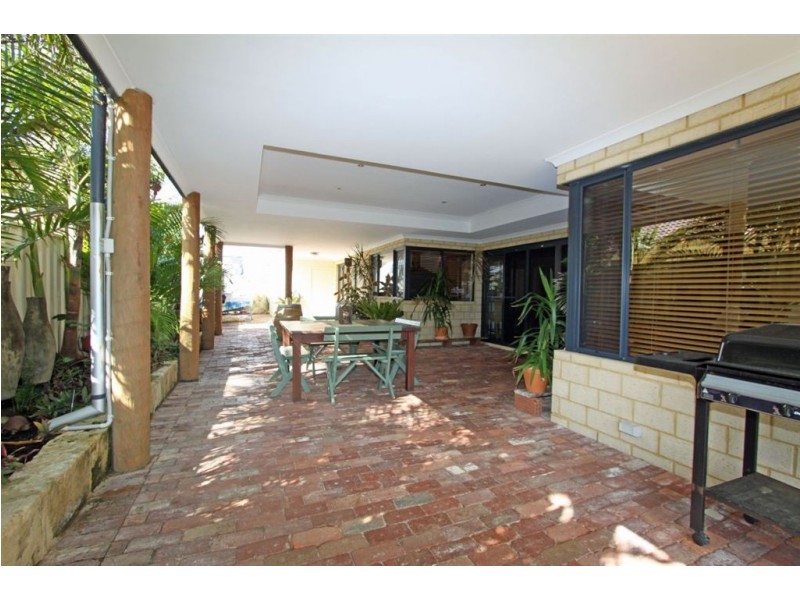 9 Dalwallinu Terrace, Dawesville WA 6211