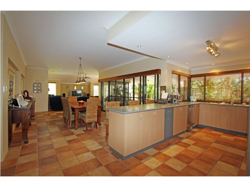 9 Dalwallinu Terrace, Dawesville WA 6211