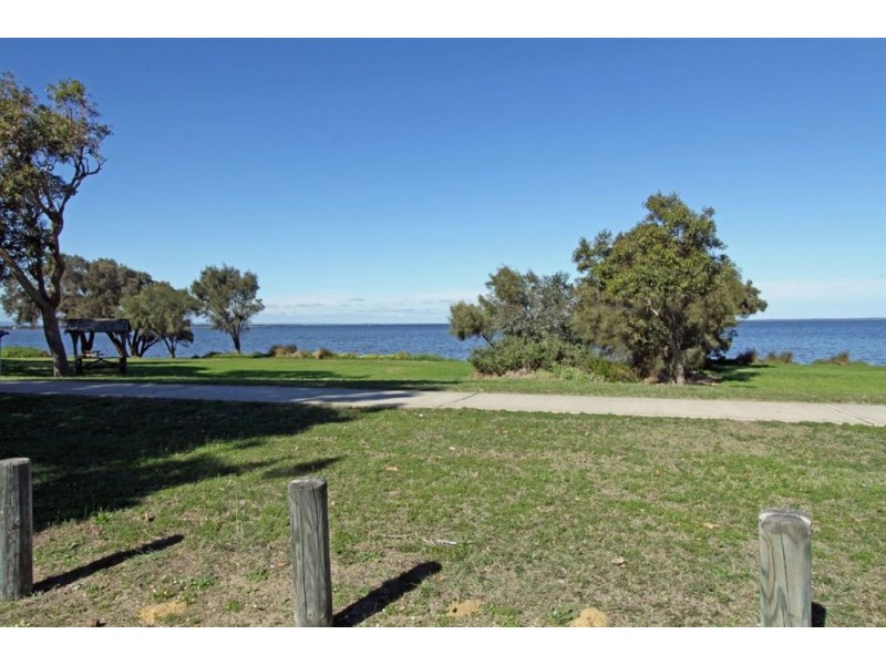 A/12 Derek Road, Coodanup WA 6210