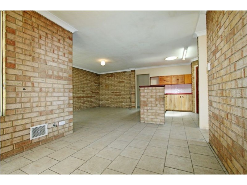 29 Wanjeep Street, Coodanup WA 6210