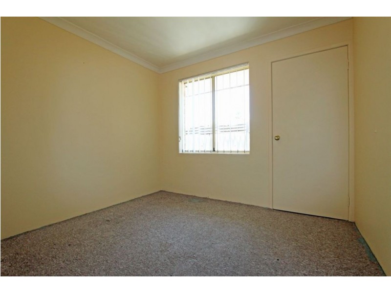 29 Wanjeep Street, Coodanup WA 6210