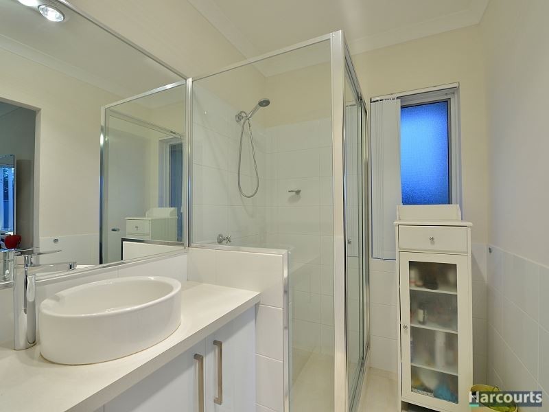 20 Vaucluse Way, Coodanup WA 6210