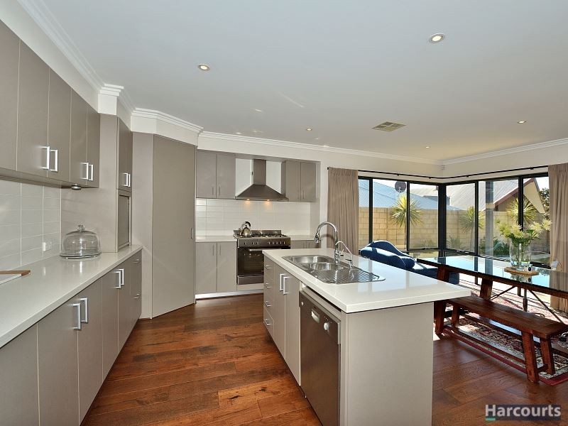 16 Bush View, Wannanup WA 6210