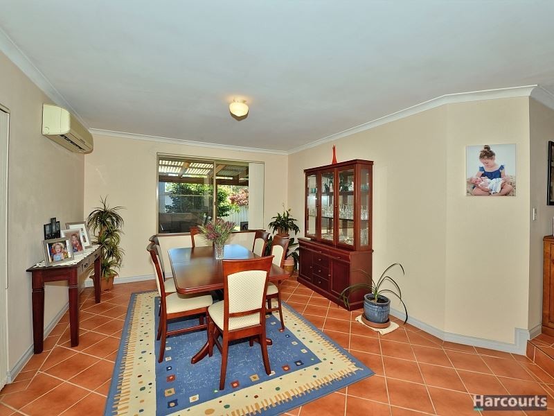 18 Sandalwood Parade, Halls Head WA 6210