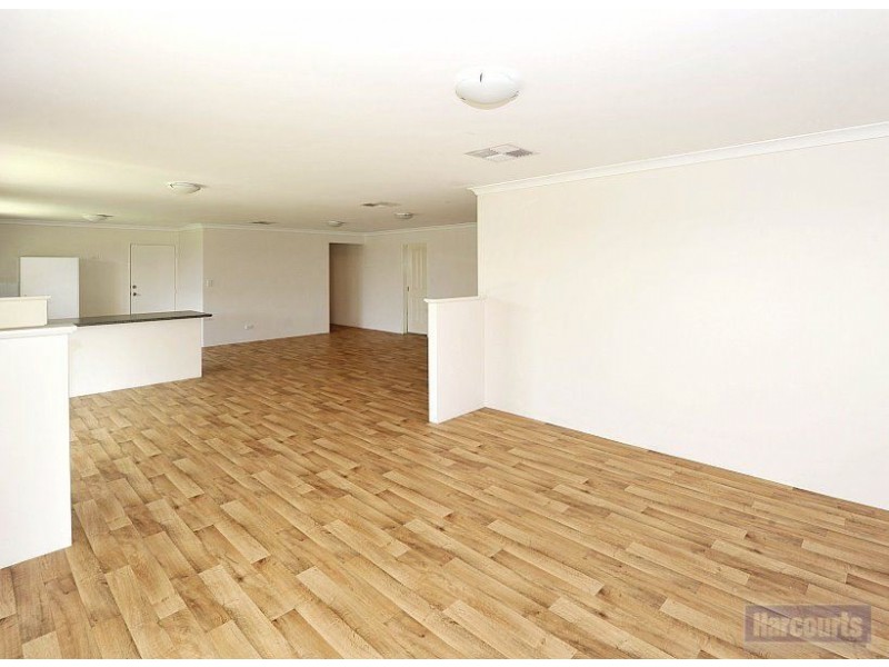 31 Bibbulmun Meander, Ravenswood WA 6208