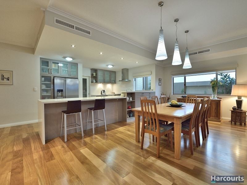 13 George Hibbert Road, Madora Bay WA 6210