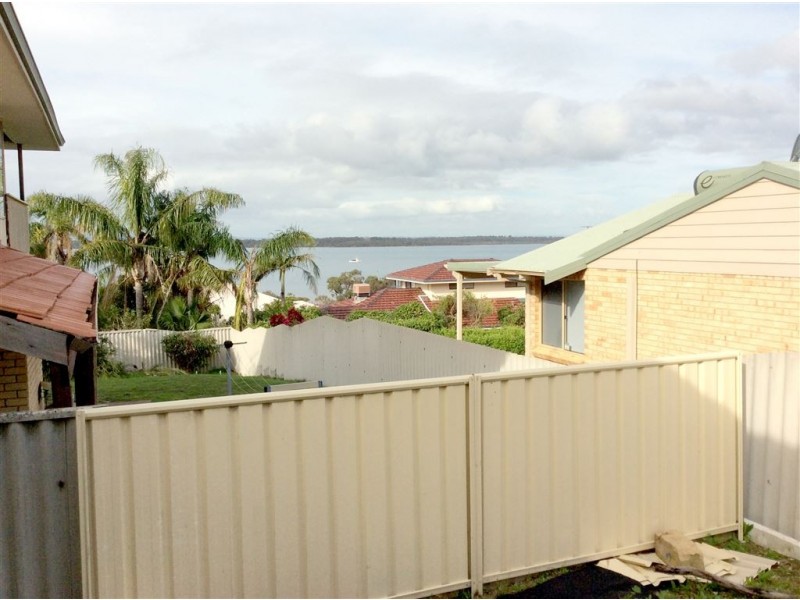 2/16 Gregory Road, Dawesville WA 6211