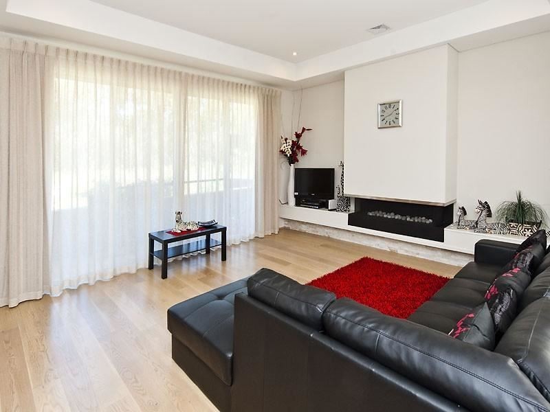 64 Whimbrel Crescent, Coodanup WA 6210