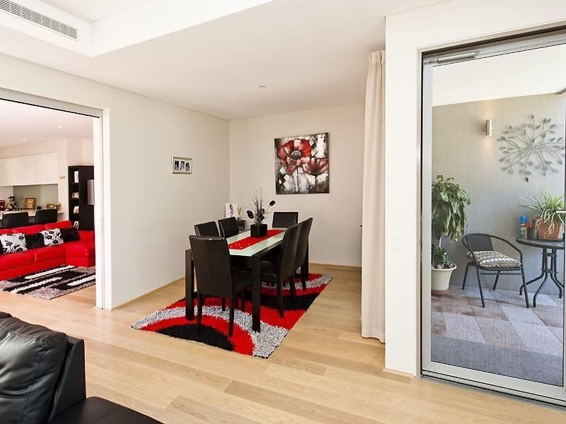 64 Whimbrel Crescent, Coodanup WA 6210