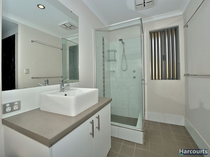 54 Cawana Parkway, Lakelands WA 6180