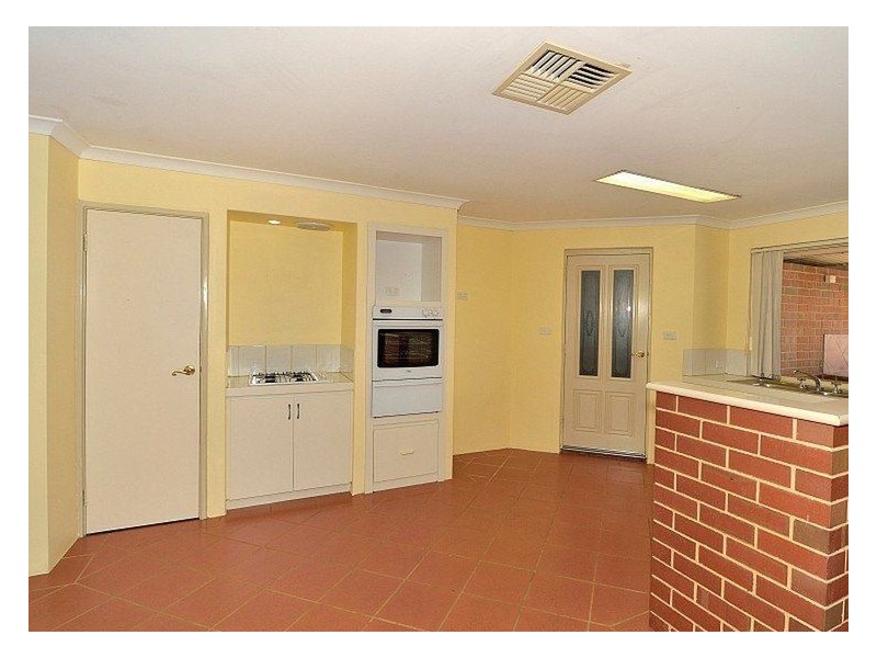 77 Coodanup Drive, Dudley Park WA 6210