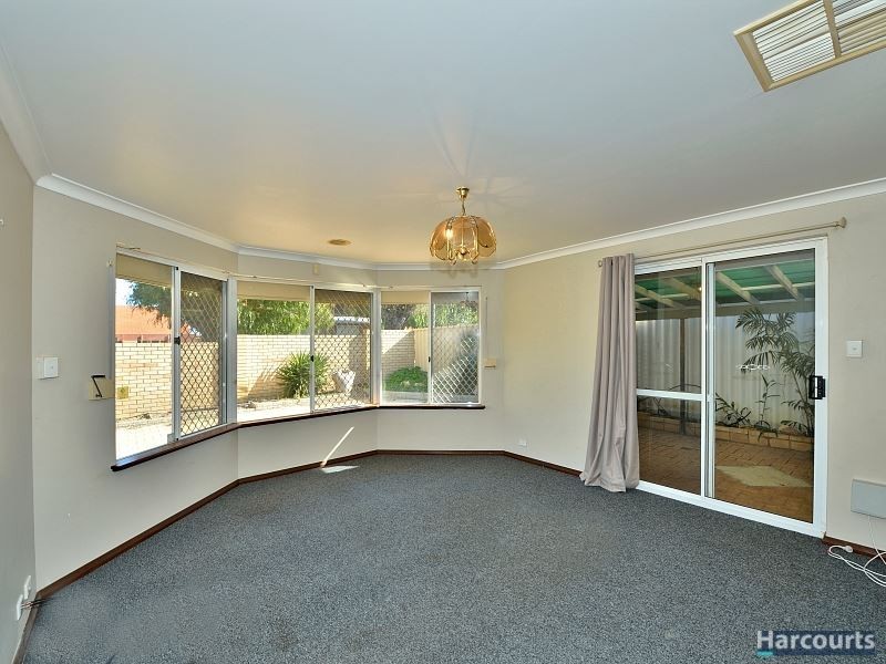 7 Stevenson Street, Dudley Park WA 6210