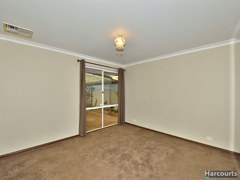 7 Stevenson Street, Dudley Park WA 6210