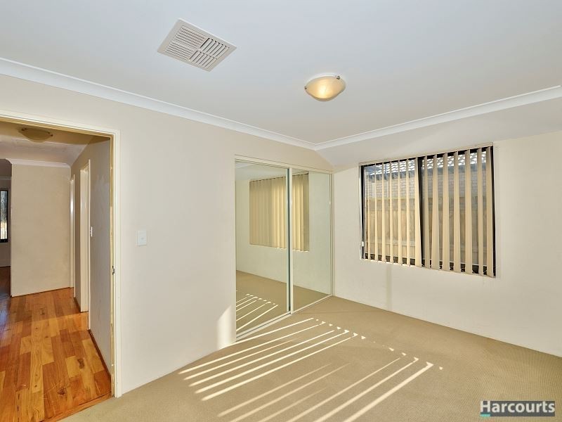 12 Boardwalk Boulevard, Halls Head WA 6210