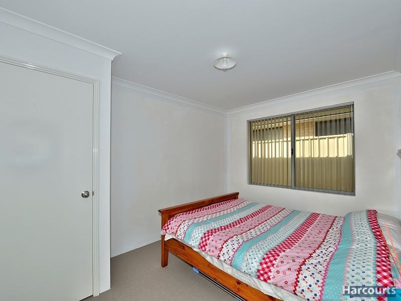 11 Salome Crescent, Lakelands WA 6180