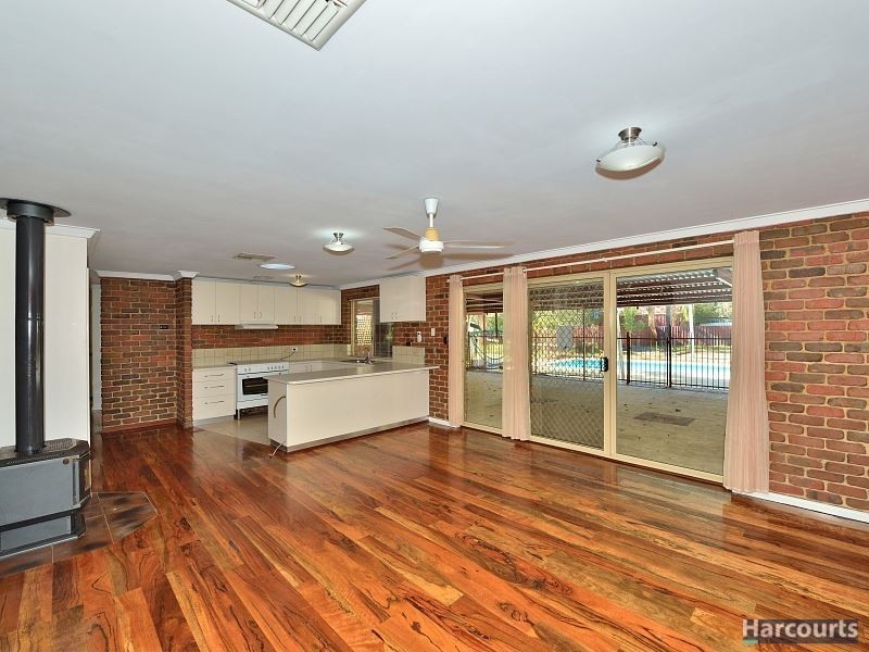 157 Greenwood Way, Barragup WA 6209
