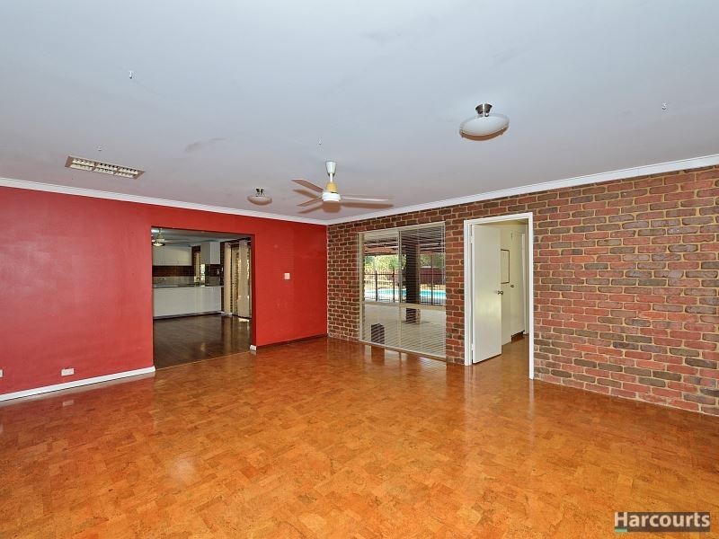 157 Greenwood Way, Barragup WA 6209