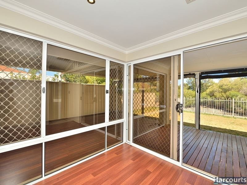 9 Waterville Retreat, Meadow Springs WA 6210