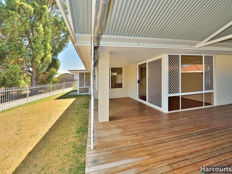 9 Waterville Retreat, Meadow Springs WA 6210