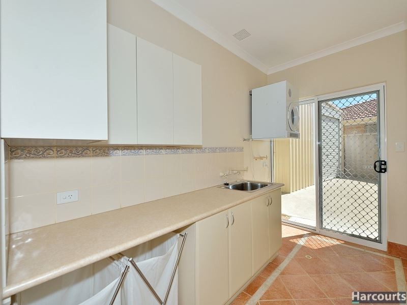 9 Waterville Retreat, Meadow Springs WA 6210