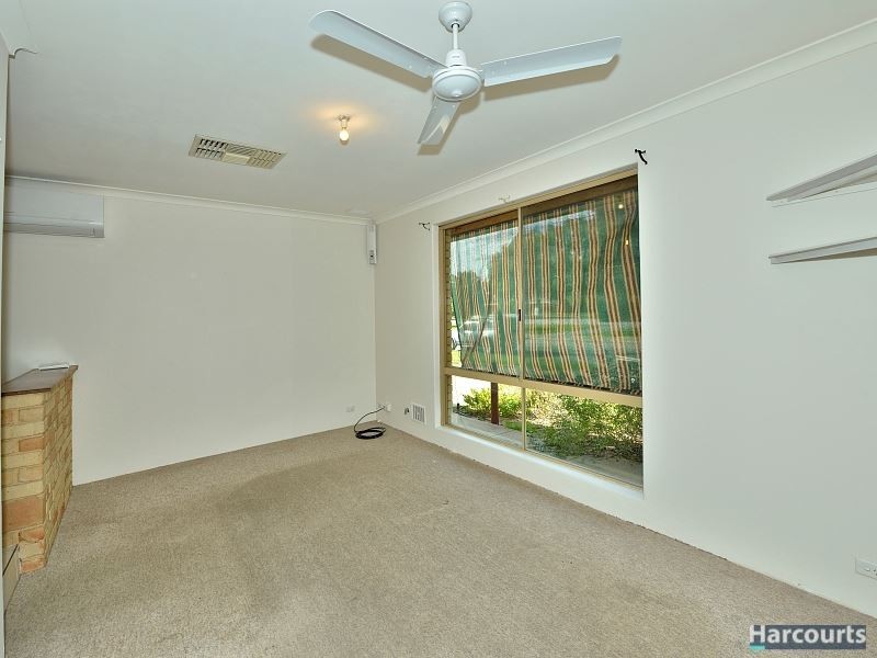 25 Zambesi Drive, Greenfields WA 6210