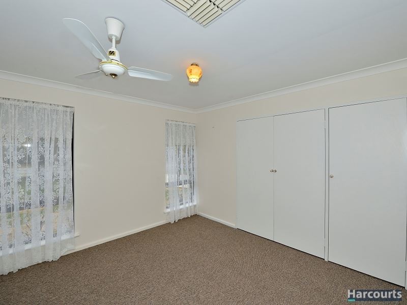 5 Kolan Close, Dudley Park WA 6210