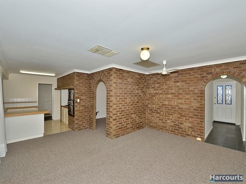 5 Kolan Close, Dudley Park WA 6210