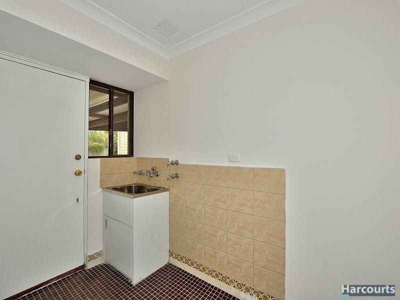 5 Kolan Close, Dudley Park WA 6210