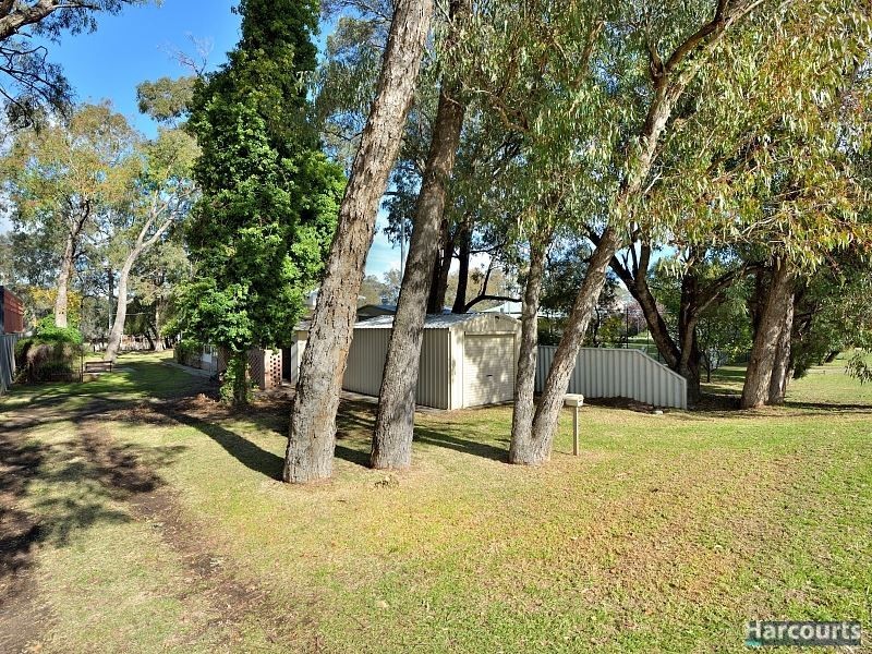 196 Culeenup Road, North Yunderup WA 6208