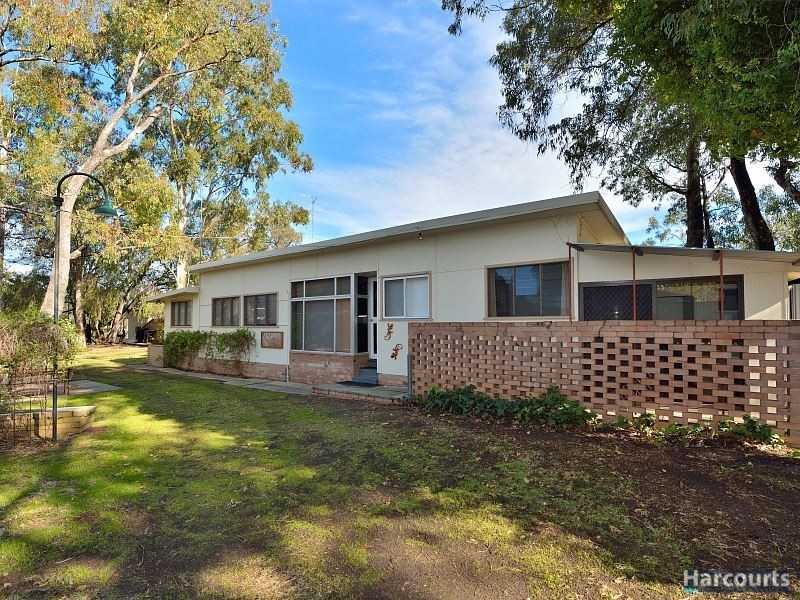 196 Culeenup Road, North Yunderup WA 6208