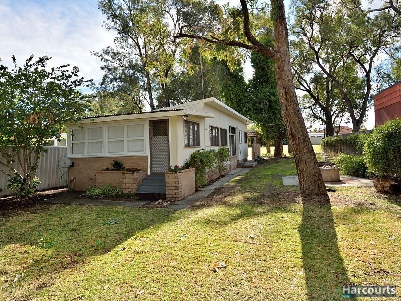196 Culeenup Road, North Yunderup WA 6208