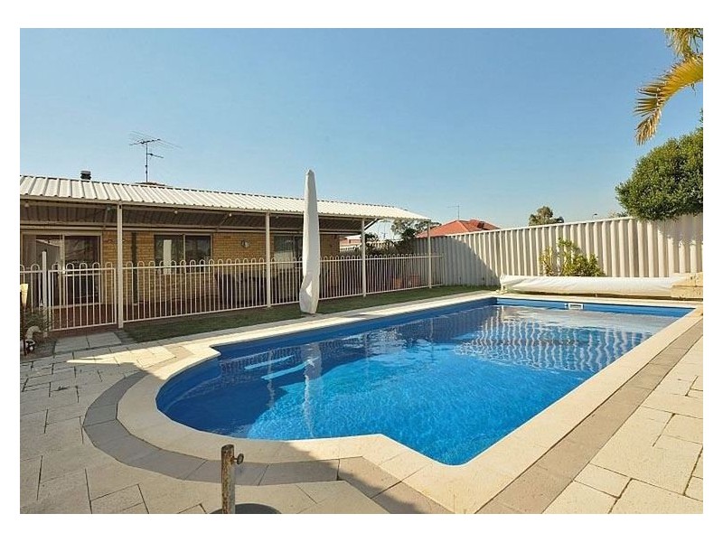 7 Bancroft Close, Greenfields WA 6210