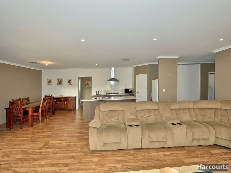 32 Penson Street, Singleton WA 6175