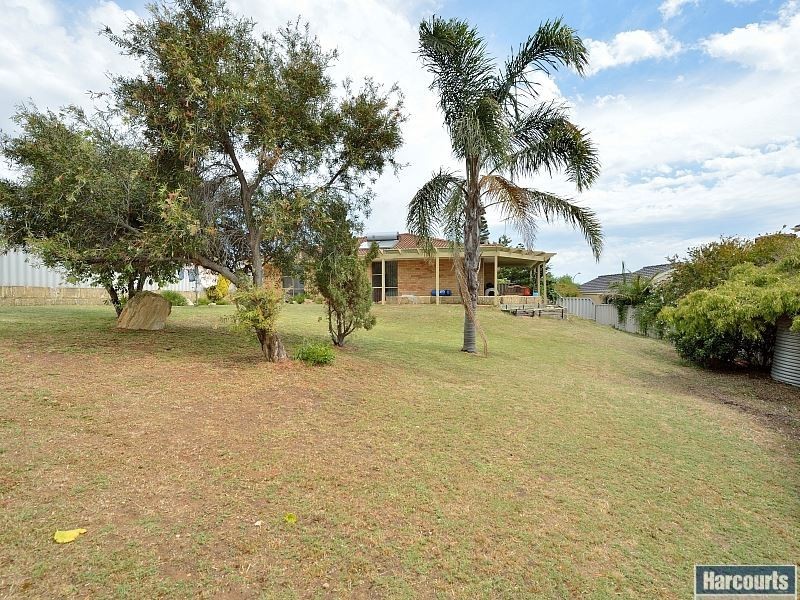 9 Fulmar Place, Halls Head WA 6210