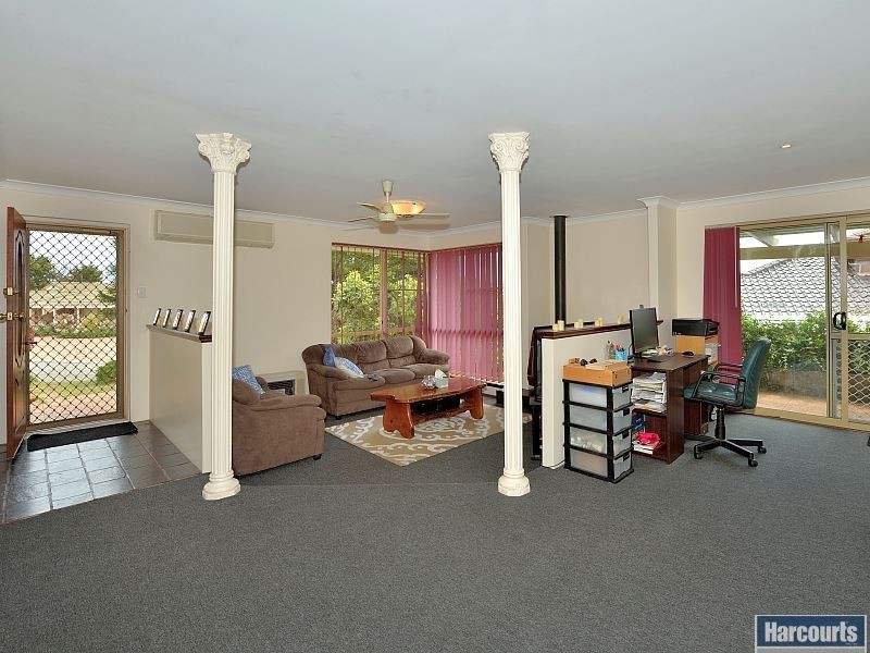 9 Fulmar Place, Halls Head WA 6210