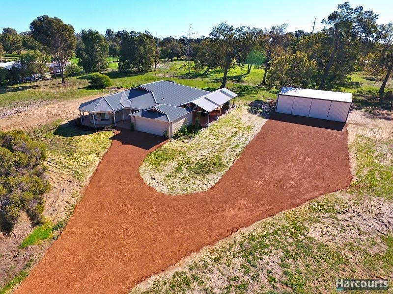 28 Peaceful Waters Drive, Barragup WA 6209