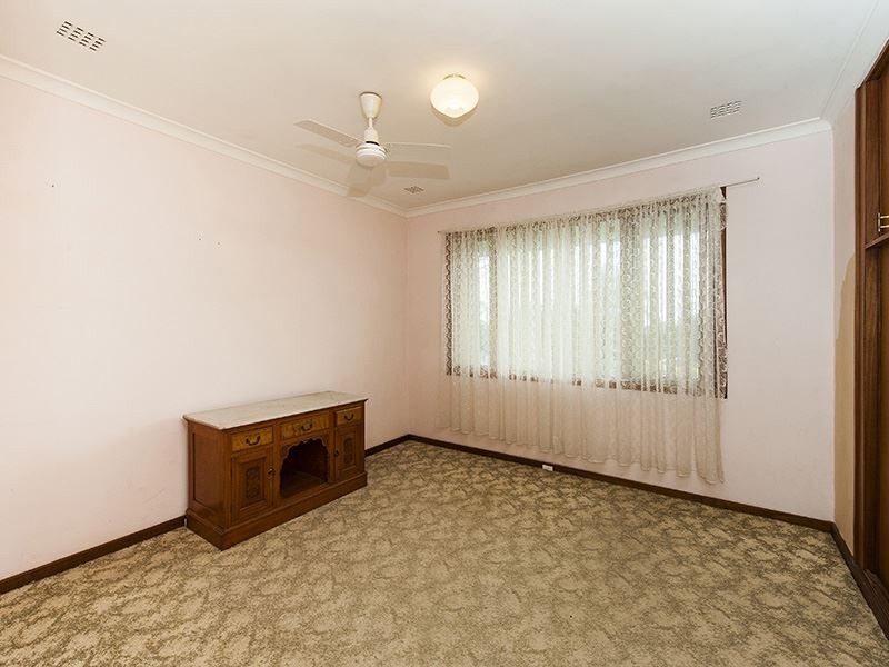 30 Hesse Street, Waroona WA 6215