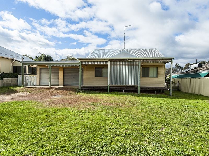 156 South West Highway, Waroona WA 6215