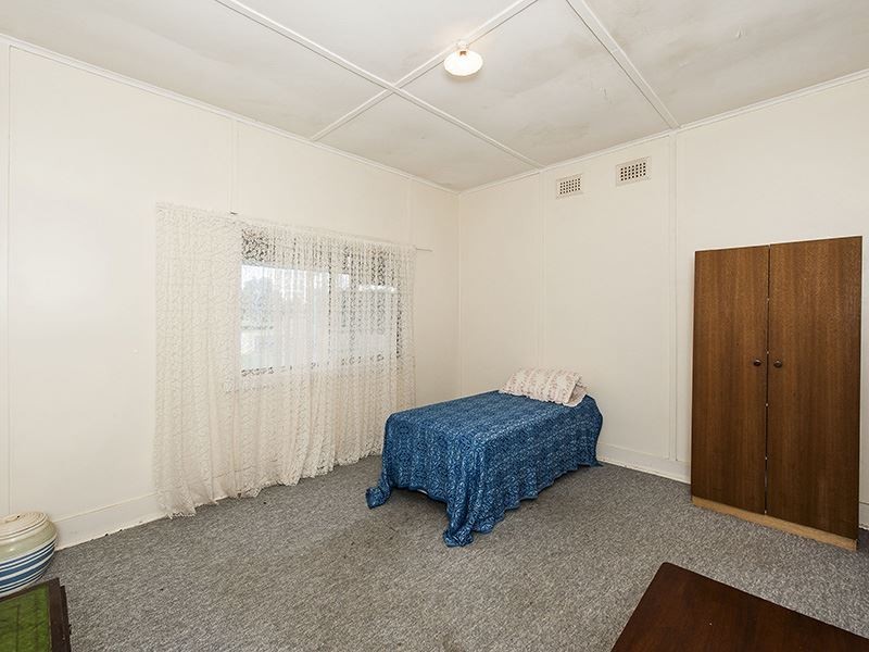 156 South West Highway, Waroona WA 6215