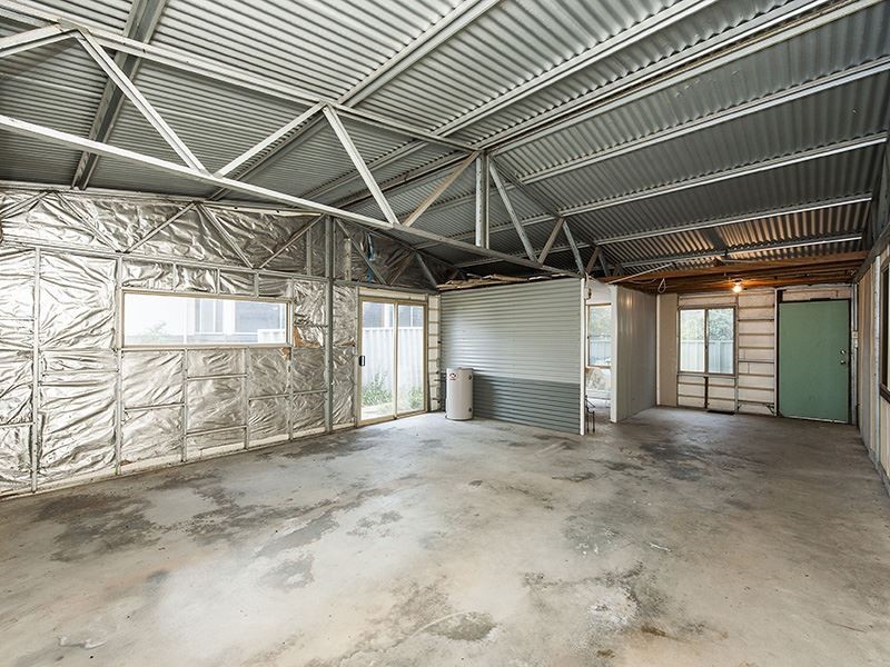 156 South West Highway, Waroona WA 6215