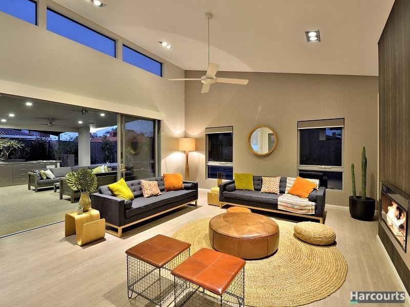 1 Muir Street, Halls Head WA 6210