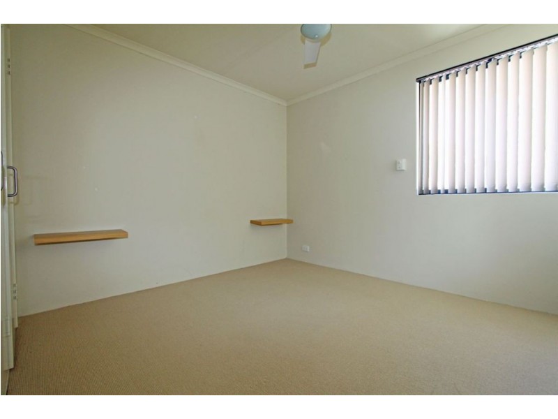 13/1 Mariners Cove drive, Dudley Park WA 6210