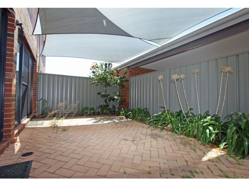 13/1 Mariners Cove drive, Dudley Park WA 6210