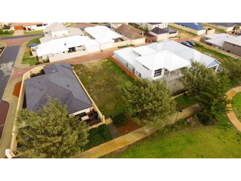 4 Pelsaert Lane, Wannanup WA 6210