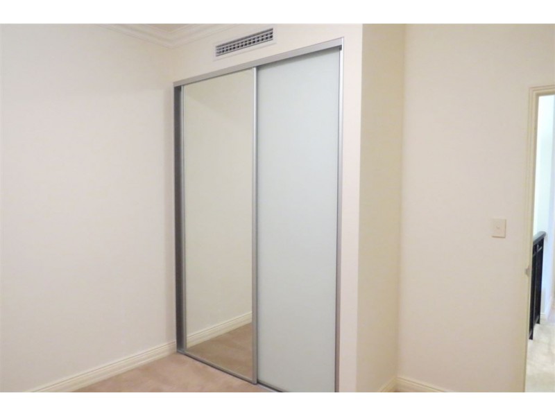 2 Len Howard Drive, Erskine WA 6210